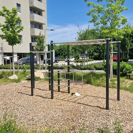 Apartmán 3 With Parking, Air Condition Near Airport *