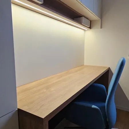 דירה 3 With Parking, Air Condition Near Airport *