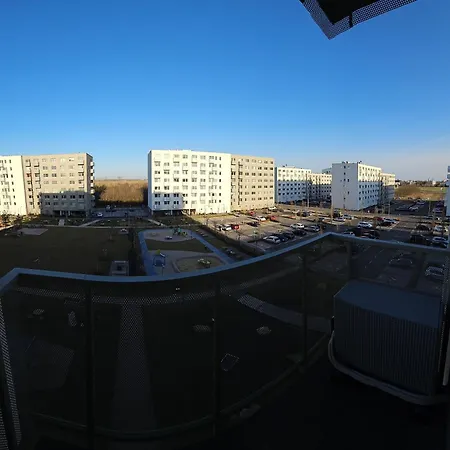 Apartmán 3 With Parking, Air Condition Near Airport *