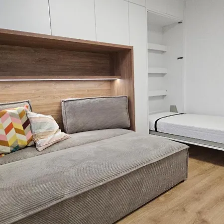 3 With Parking, Air Condition Near Airport