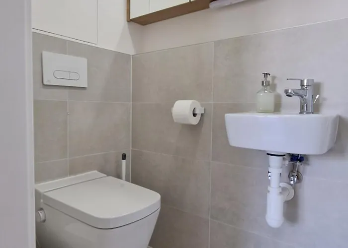 Daire 3 With Parking, Air Condition Near Airport Bratislava