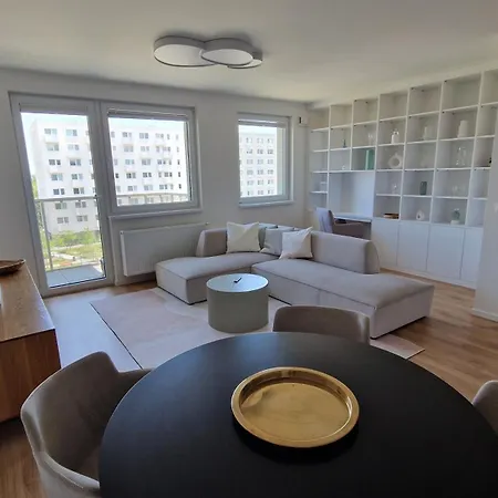 Apartamento 3 With Parking, Air Condition Near Airport Bratislava