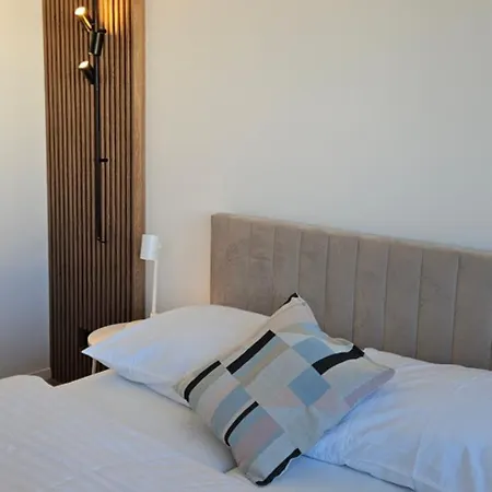 3 With Parking, Air Condition Near Airport Bratislava