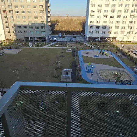 Apartamento 3 With Parking, Air Condition Near Airport